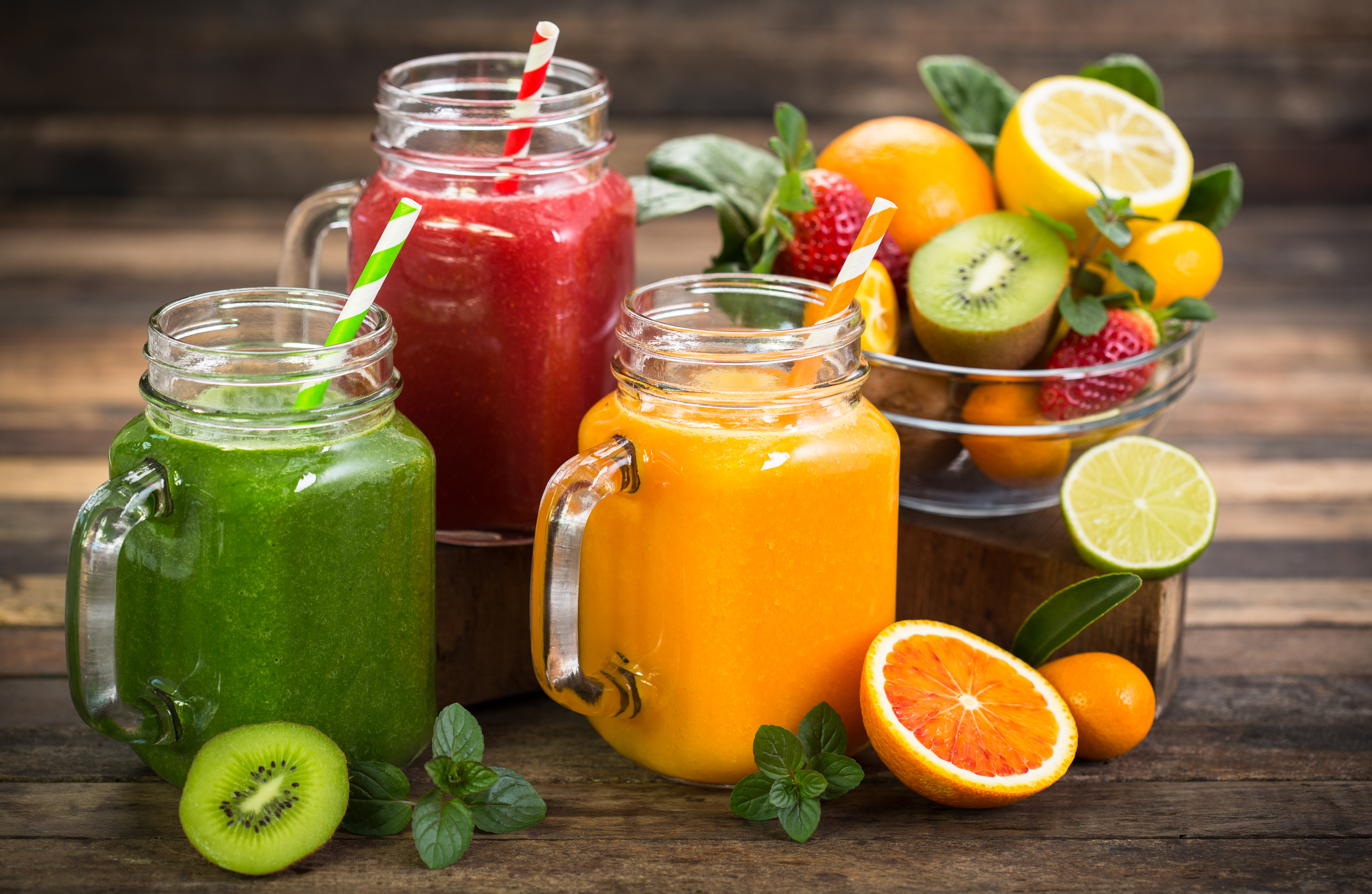 Healthy fruit and vegetable smoothies